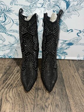 Poti Pati Black Rhinestone Studded Pointed-Toe Heeled Boots